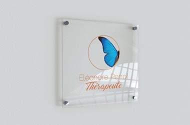 Logo moderne et doux Eléonore Perrot Thérapeute